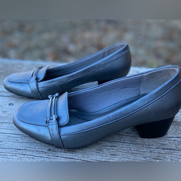 Life Stride Shoes Life Stride Soft System Evette Pewter Gray Pumps